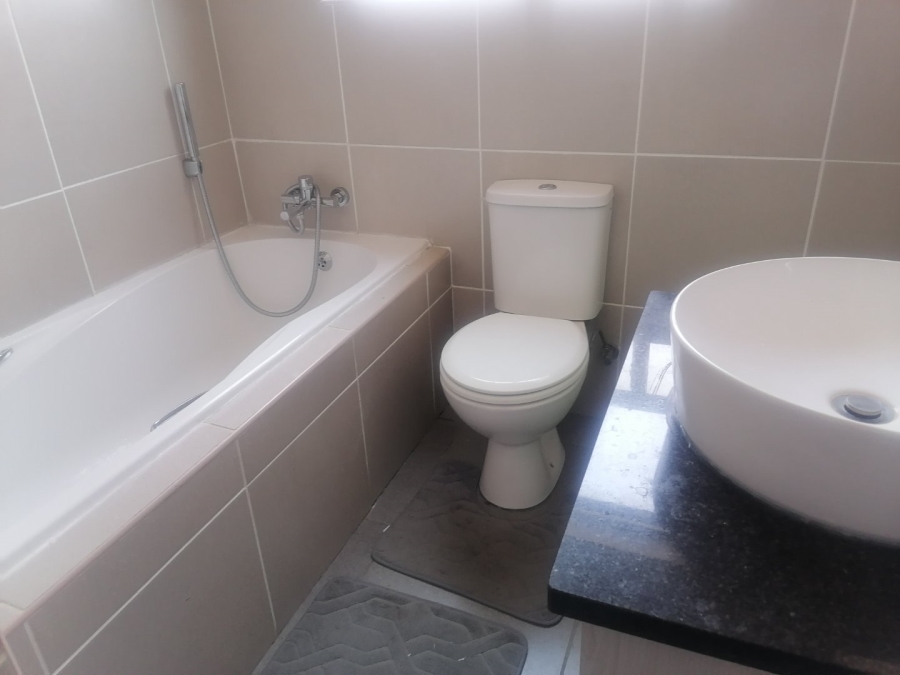 3 Bedroom Property for Sale in Heidedal Free State